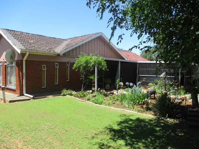 4 Bedroom Property for Sale in Pellissier Free State